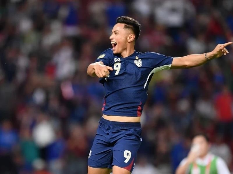 binh-luan-vien-hoa-than