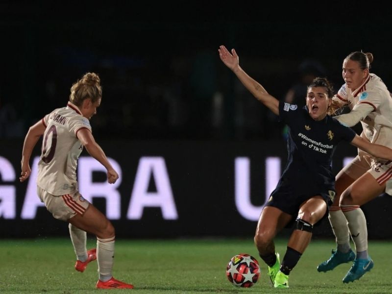 binh-luan-vien-rabit-2