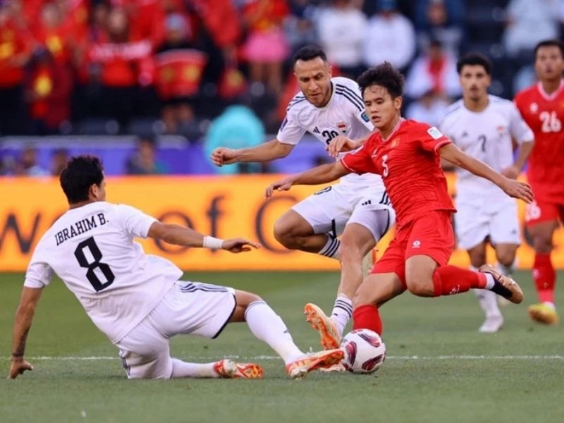 binh-luan-vien-sung-a-chao