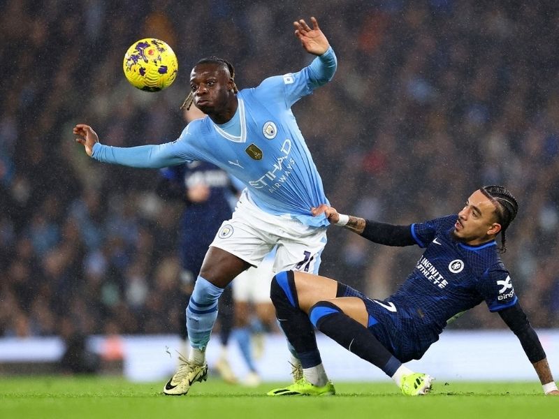 binh-luan-vien-sung-a-lua