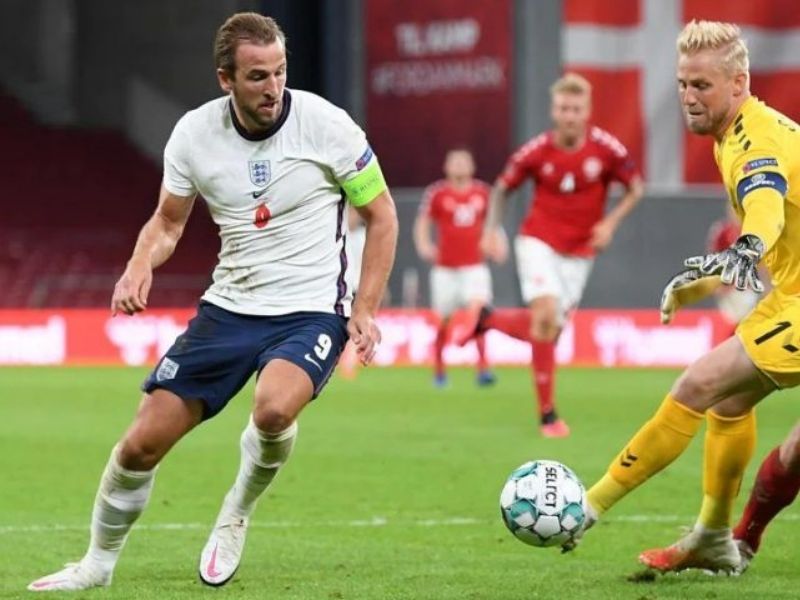 binh-luan-vien-sung-a-sup