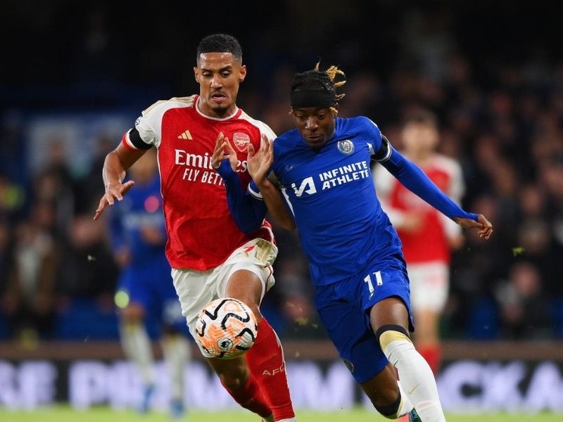 binh-luan-vien-sung-a-thong