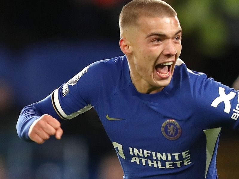 hau-ve-alfie-gilchrist-1