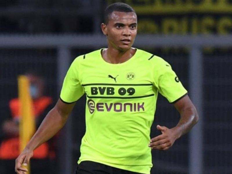 hau-ve-manuel-akanji-2