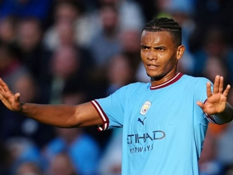 hau-ve-manuel-akanji