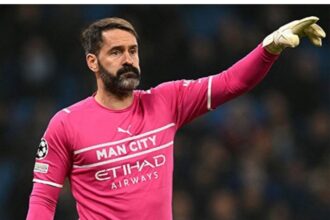 thu-mon-scott-carson