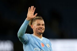 tien-ve-kalvin-phillips