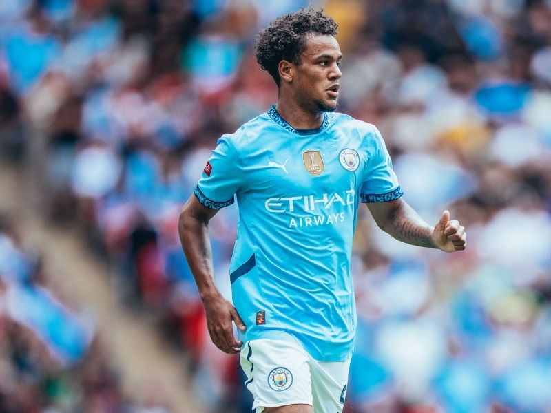 tien-ve-oscar-bobb-2